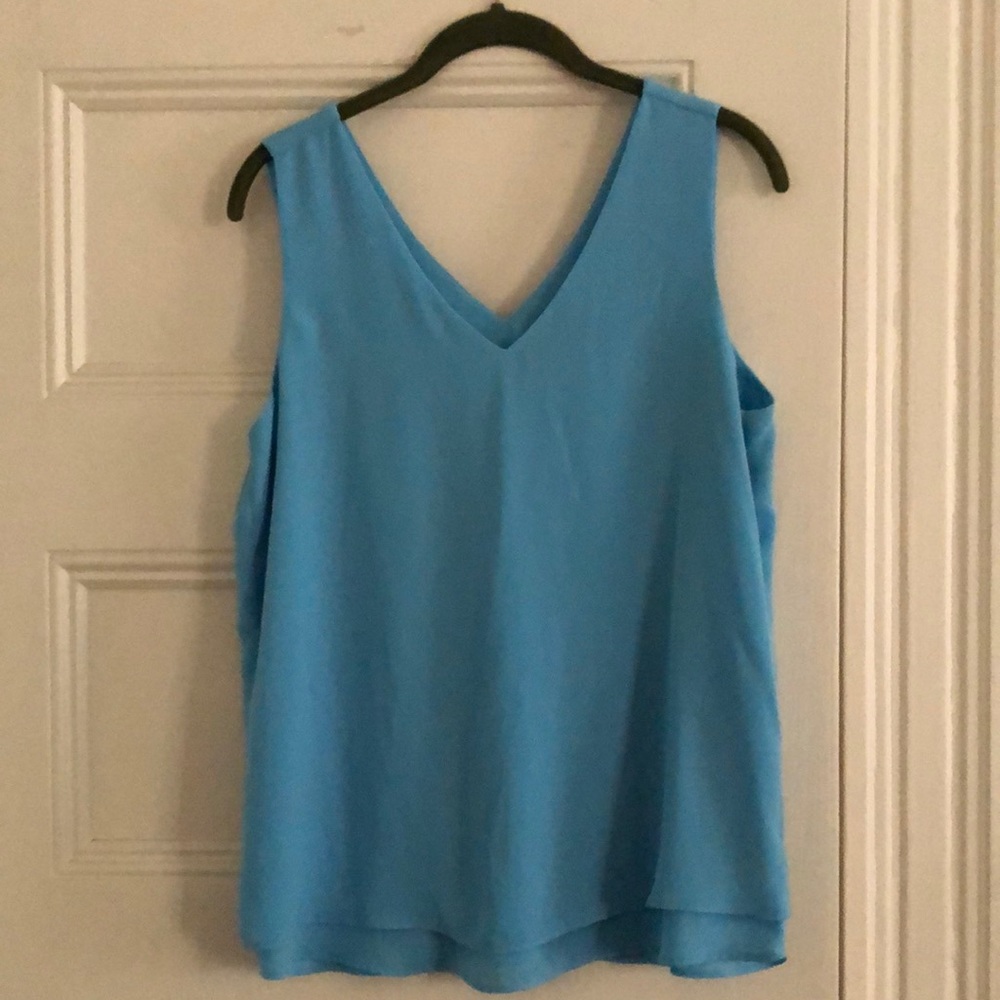 Anne Taylor sleeveless blouse